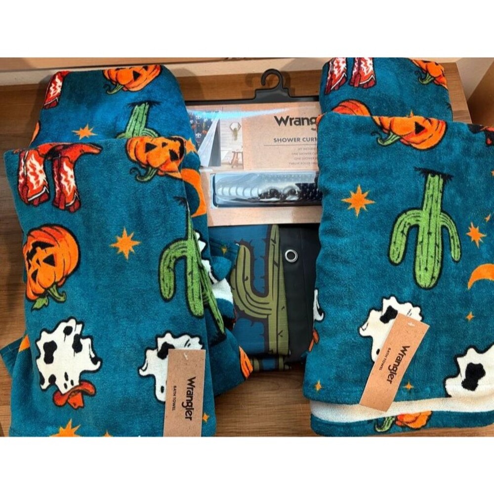 Wrangler Halloween Western 5 Piece Bath Set – NWT